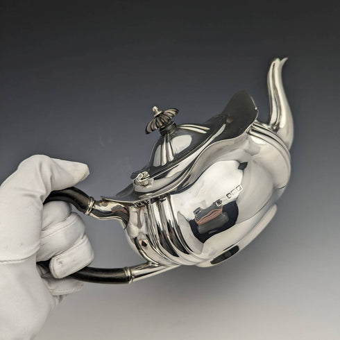 1914 British antique sterling silver teapot 390g RF Mosley